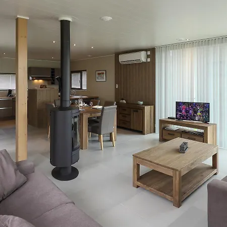 Ferienhaus Holiday Golden Lakes Village.9 Gratiere