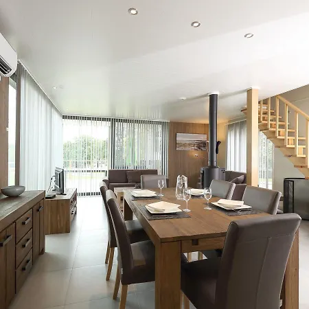 Holiday Golden Lakes Village.9 Holiday home